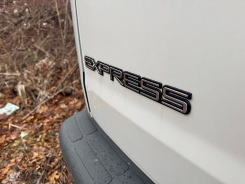 Used 2000 Chevrolet Express 3500 Extended Passenger w/ LS Preferred Equipment Group image 11