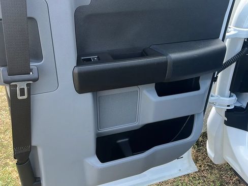 Used 2023 Ford F250 XL w/ XL Chrome Package RWD image 17