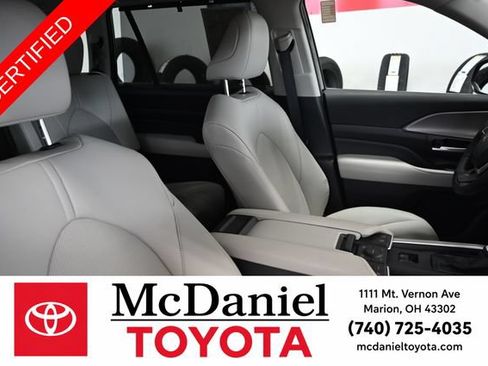 Certified 2026 Toyota Grand Highlander AWD image 9