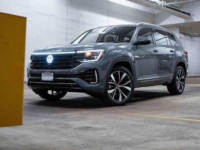New 2026 Volkswagen Atlas SEL Premium R-Line