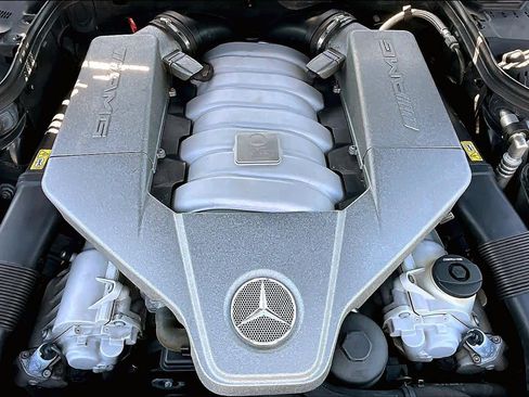 Used 2008 Mercedes-Benz CLS 63 AMG image 31