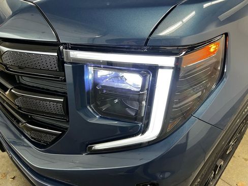 New 2026 GMC Sierra 1500 Elevation w/ Elevation Premium Package image 11