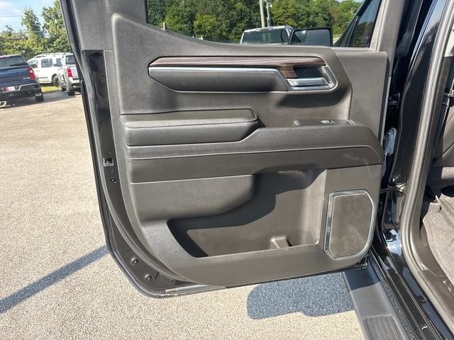 Used 2024 Chevrolet Silverado 1500 RST w/ Dark Appearance Package AWD/4WD image 14