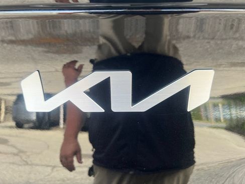 Certified 2023 Kia Sportage LX FWD image 30