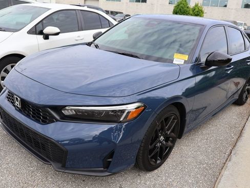 Used 2026 Honda Civic Sport image 2