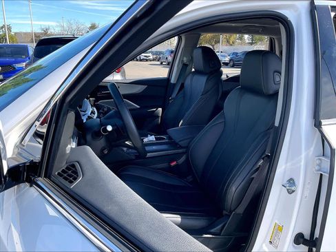 Used 2025 Acura MDX FWD w/ Technology Package image 27