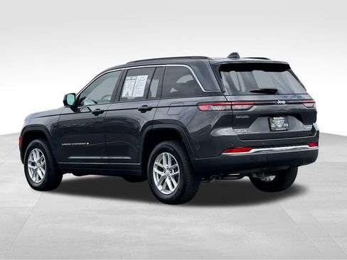Used 2024 Jeep Grand Cherokee Laredo X w/ Luxury Tech Group I AWD/4WD image 5