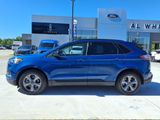 Used 2023 Ford Edge SEL w/ Sport Appearance Package image 2