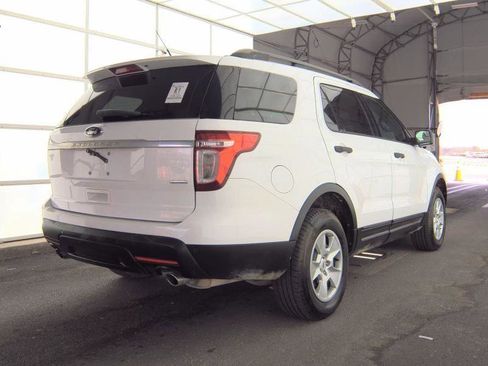 Used 2014 Ford Explorer AWD XLS image 2