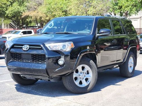 Used 2024 Toyota 4Runner SR5 image 1