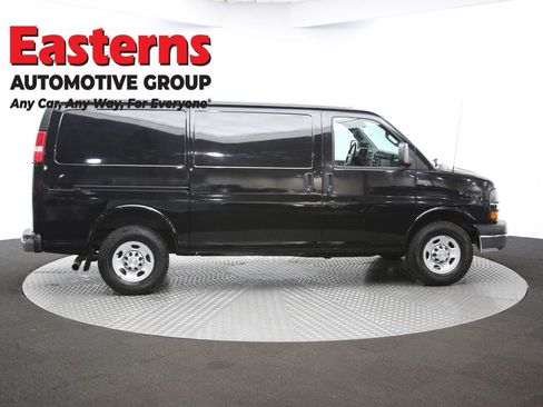 Used 2016 Chevrolet Express 2500 image 41