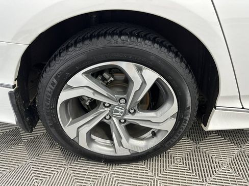 Used 2018 Honda Accord EX-L image 19