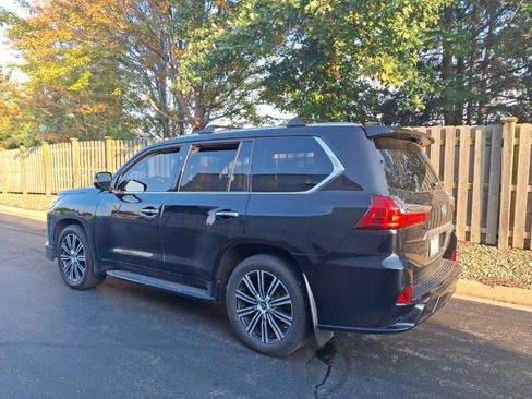 Used 2020 Lexus LX 570 4WD w/ Sport Package image 3