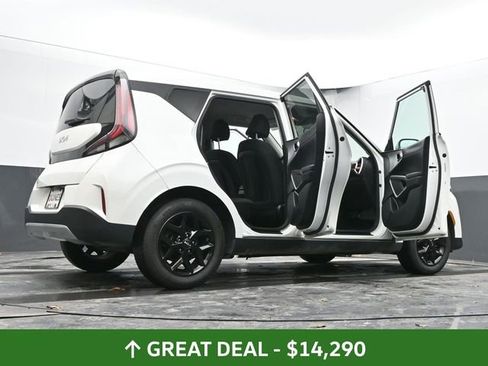 Used 2023 Kia Soul LX w/ Option Group 015 image 72