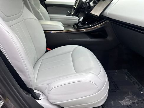 Used 2024 Land Rover Range Rover Sport SE AWD/4WD image 43