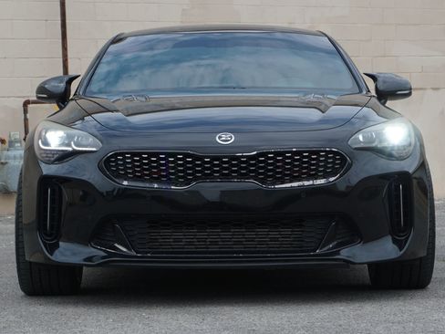 Used 2018 Kia Stinger GT RWD image 2