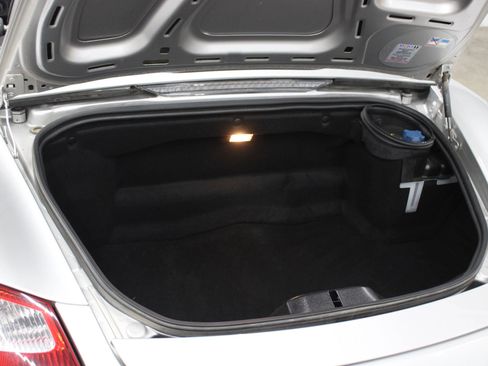 Used 2005 Porsche Boxster image 23