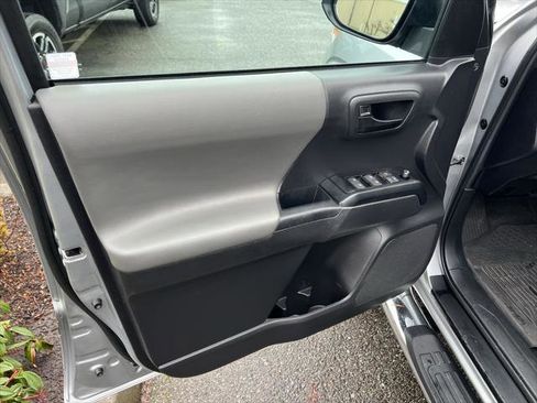 Certified 2023 Toyota Tacoma SR image 9