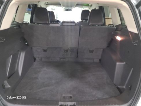 Used 2019 Ford Escape SEL image 15