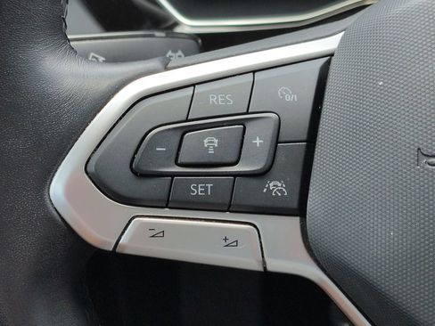 Used 2022 Volkswagen Jetta SE FWD image 25