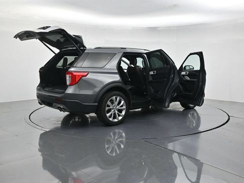 Used 2021 Ford Explorer Platinum w/ Equipment Group 601A AWD/4WD image 67