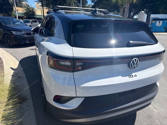 Certified 2022 Volkswagen ID.4 Pro S w/ Gradient Package AWD/4WD image 18