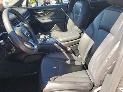 Used 2017 Audi Q7 3.0T Premium Plus image 29
