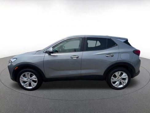 Used 2025 Buick Encore GX Preferred FWD image 9