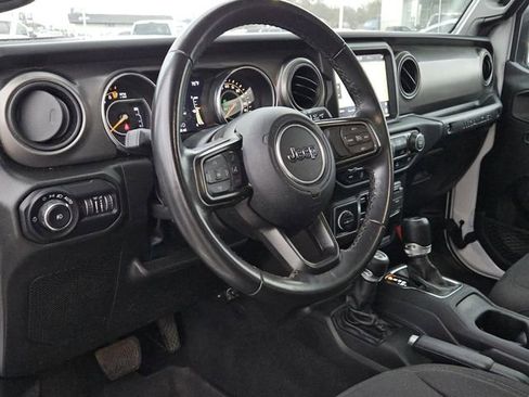 Used 2022 Jeep Wrangler Unlimited Sport image 27