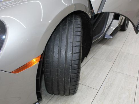 Used 2017 McLaren 570S Coupe RWD image 27