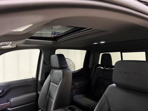 Certified 2021 GMC Sierra 1500 Denali w/ Denali Ultimate Package AWD/4WD image 16