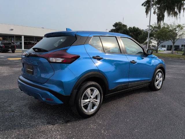 Certified 2025 Nissan Kicks Play S FWD image 4