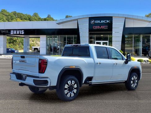 Used 2024 GMC Sierra 2500 Denali w/ Denali Reserve Package image 4