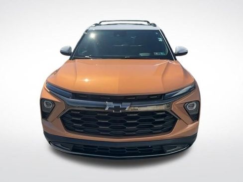 Used 2024 Chevrolet TrailBlazer ACTIV w/ Convenience Package AWD/4WD image 2