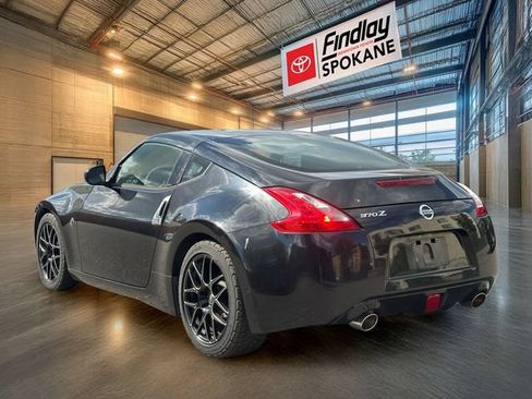 Used 2014 Nissan 370Z Coupe RWD image 6