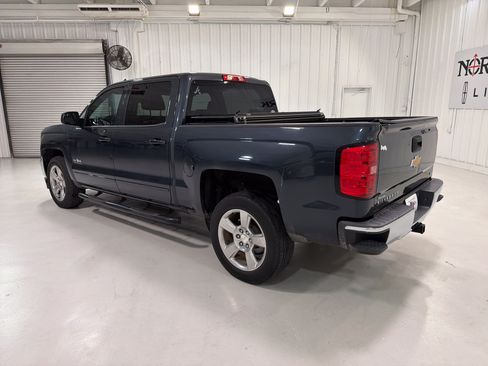 Used 2018 Chevrolet Silverado 1500 LT w/ Texas Edition RWD image 3