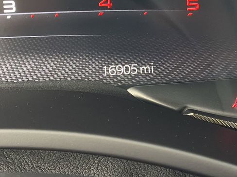 Used 2024 RAM 3500 Limited image 12