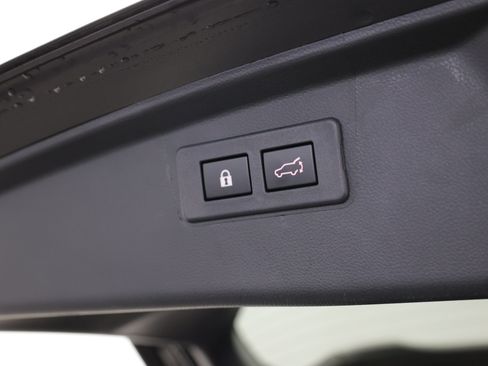 Used 2025 Subaru Outback Wilderness AWD/4WD image 32