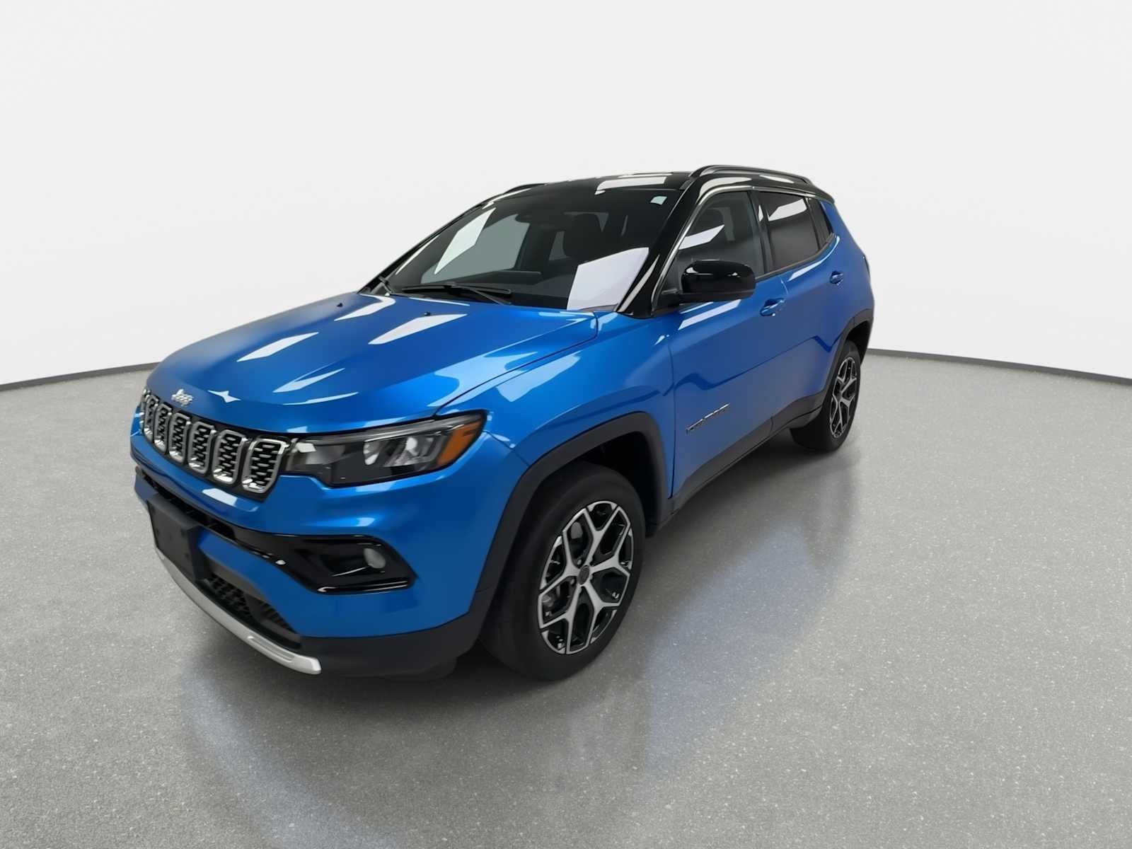 Used 2026 Jeep Compass Limited AWD/4WD image 4
