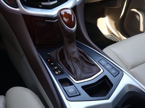 Used 2016 Cadillac SRX Luxury w/ Driver Awareness Package image 31