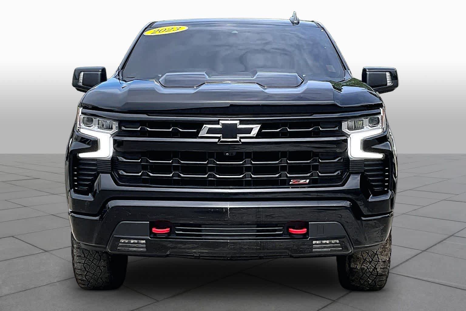 Used 2023 Chevrolet Silverado 1500 LT Trail Boss w/ LT Trail Boss Premium Package AWD/4WD image 4