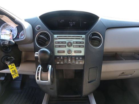 Used 2011 Honda Pilot EX image 16
