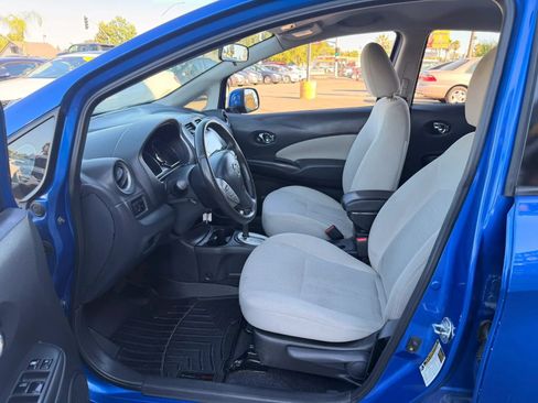 Used 2014 Nissan Versa Note SV FWD image 9