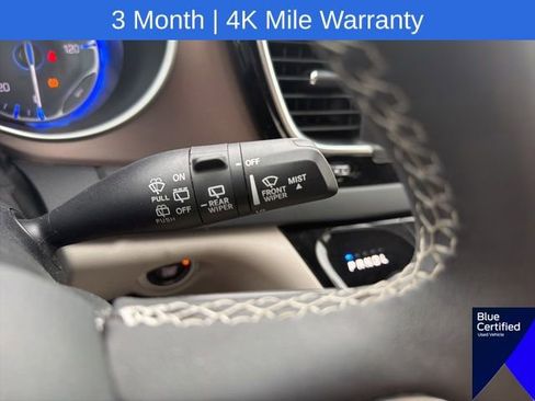 Used 2023 Chrysler Voyager LX FWD image 46