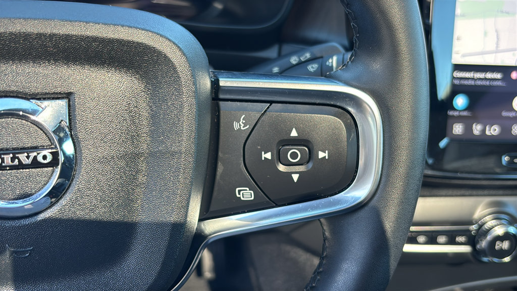 Certified 2023 Volvo C40 P8 Recharge Plus w/ Climate Package AWD/4WD image 17
