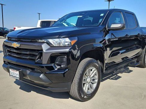 Used 2024 Chevrolet Colorado LT w/ LT Convenience Package RWD image 1