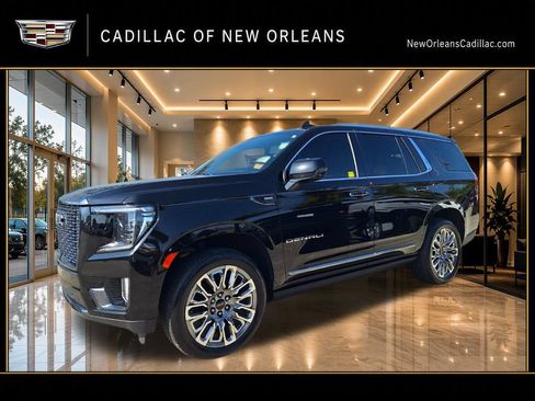 Used 2023 GMC Yukon Denali Ultimate AWD/4WD image 8
