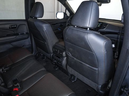 Used 2024 Honda Passport Black Edition image 44