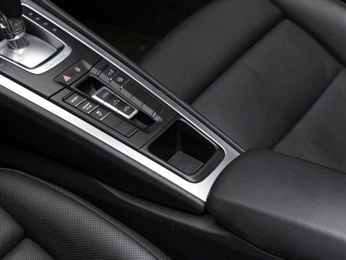 Used 2013 Porsche 911 Carrera image 31