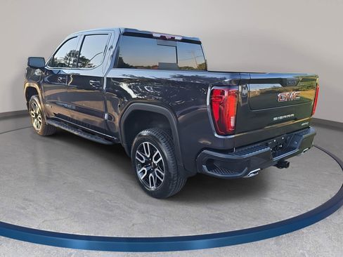 Used 2024 GMC Sierra 1500 AT4 w/ Technology Package AWD/4WD image 7